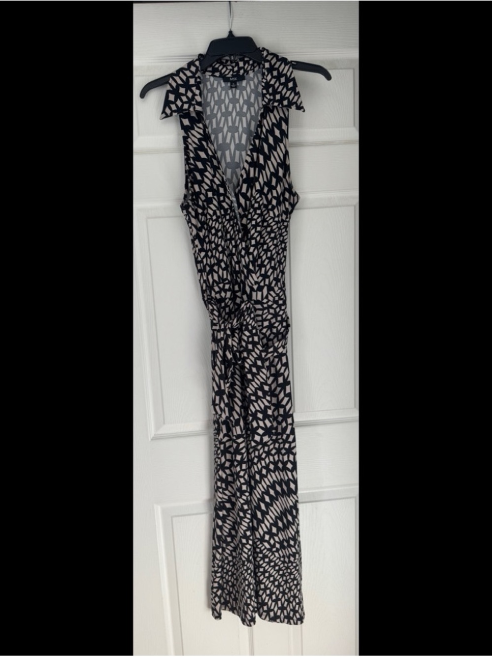 MSK Black and Cream Geometric Maxi Dress